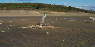 Megakentin en büyük barajı alarm veriyor