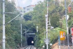 Evlerin altından geçen 114 yıllık tren tüneli mahalleyle bütünleşti