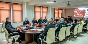 Bilecik emniyeti haftalık operasyon planlarını gözden geçirdi