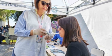 Mobil ekipler vatandaşları sigara bırakmaya teşvik ediyor