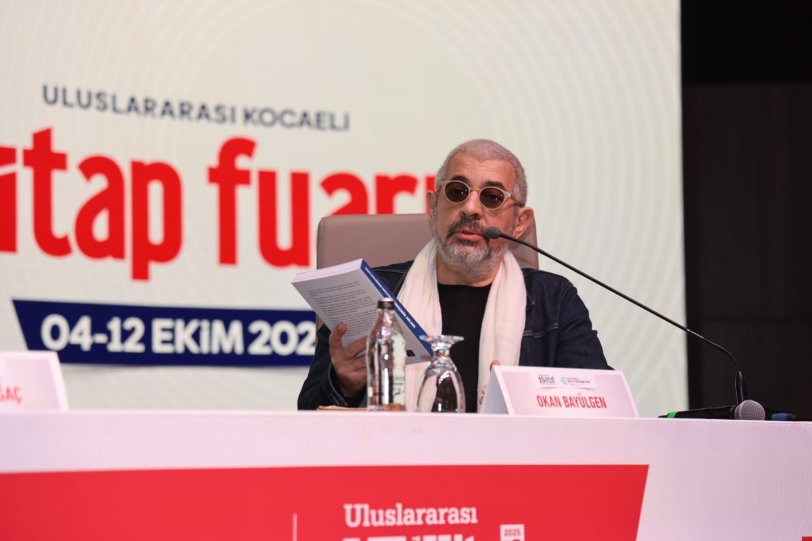Okan Bayülgen: "Kaç restoranda bu yüzden kavga ettim, kaçından kovuldum"