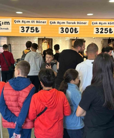 29 Ekim’de tavuk döner ve ayranı 29 liradan sattılar