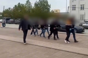 Kendilerini belediye başkan yardımcısı olarak tanıtan dolandırıcılara operasyon: 17 gözaltı