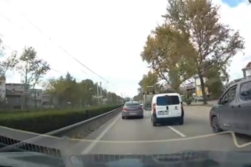 Makas anı kamerada...Kazaya ramak kaldı