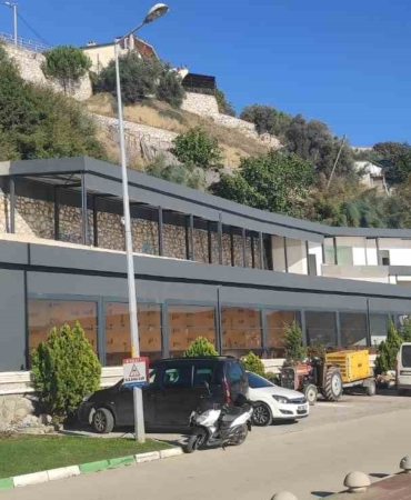 Gemlik’te milli emlak arazisinde tartışmalı inşaat