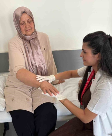 Meme kanseri sonrası sessiz tehlike: Lenfödem
