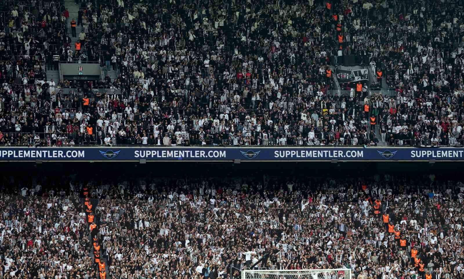 Dolmabahçe’de Svensson, Jurasek ve Mert’e tepki