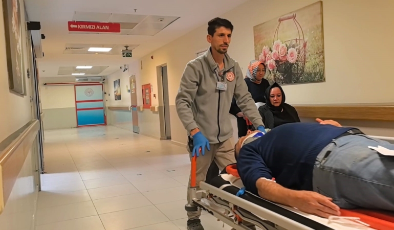 Çarpışmanın etkisiyle kanala uçtu