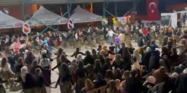 Tekirdağ’da kadınlardan renkli şalvar gecesi: 2 bin kişi katıldı