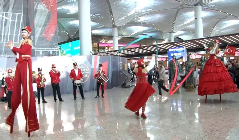 Cumhuriyet Bayramı İstanbul Havalimanı’nda coşkuyla kutlandı