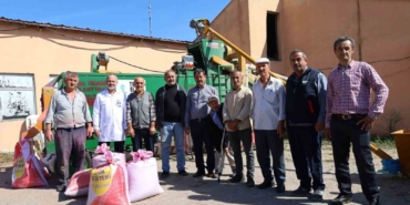 Seyyar selektör makinesi çiftçilerin hizmetinde