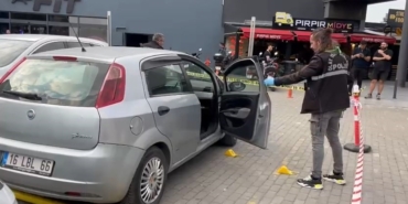 Kafenin sorumlu müdürüne kurşun yağdırdılar