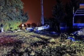 Kontrolden çıkan otomobil takla attı; 2 yaralı