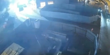 Gebze’deki binanın yıkılma anı kamerada
