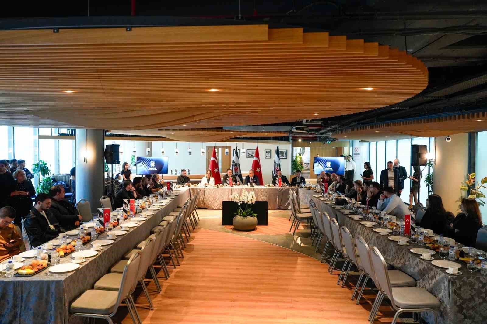 Hakan Daltaban: "Camiada en önemli eksiklik birlik ve beraberlik"