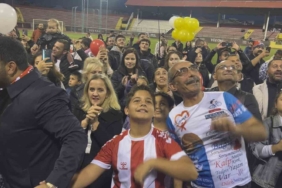 Lösemiyi atlatan 11 yaşındaki Gencay için gökyüzüne balonlar bırakıldı