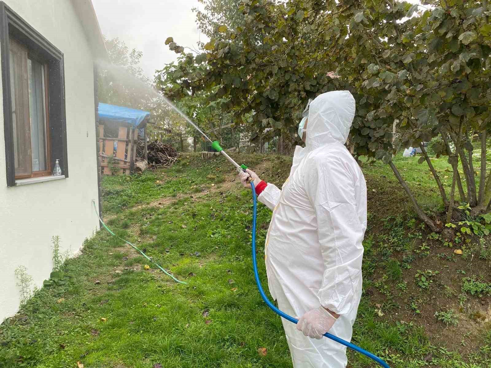 Erenler’de kokarcaya yönelik etkili mücadele sürüyor