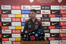 Merih Demiral: "4-1 plaka oldu, Kocaelililer için ayrı güzellikte oldu"