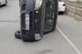 Trafik kazasında otomobil devrildi: 1 kişi yaralandı