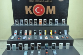 Kocaeli’de 3 milyon TL’lik gümrük kaçağı telefonlar ele geçirildi