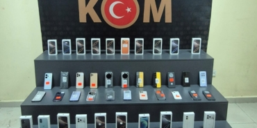 Kocaeli’de 3 milyon TL’lik gümrük kaçağı telefonlar ele geçirildi
