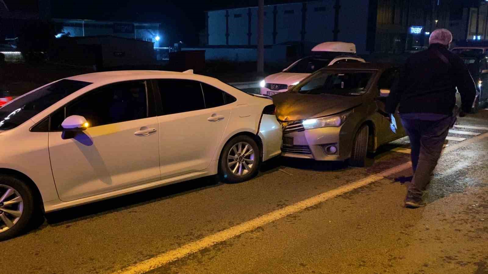 İnegöl’de zincirleme kaza : 1’i çocuk 5 yaralı