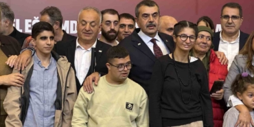 Bakan Tekin: "Özel rehabilitasyon merkezlerinde eğitim desteği verdiğimiz yaklaşık 600 bin özel eğitim öğrencimiz var"