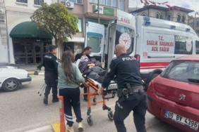 Bandırma’da yaşlı adam fenalaşarak hastaneye kaldırıldı