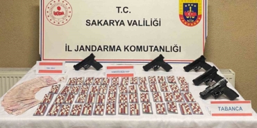Sakarya’da 773 sentetik ecza ele geçirildi