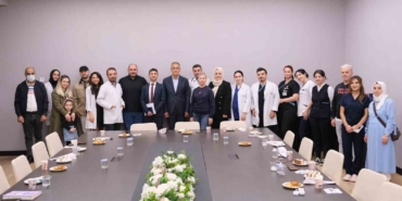 Biruni Üniversitesi Tıp Fakültesi Hastanesi’nde 100’üncü kemik iliği nakli gerçekleştirildi