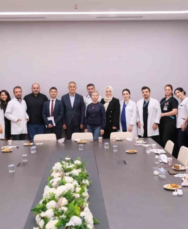 Biruni Üniversitesi Tıp Fakültesi Hastanesi’nde 100’üncü kemik iliği nakli gerçekleştirildi