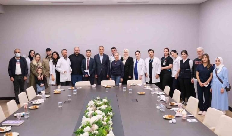 Biruni Üniversitesi Tıp Fakültesi Hastanesi’nde 100’üncü kemik iliği nakli gerçekleştirildi