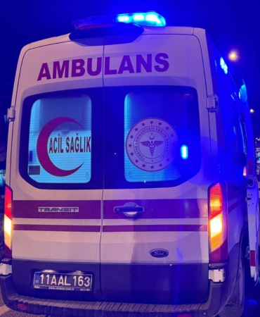 Bilecik’te motosiklet ile kamyonet çarpıştı: 1 yaralı