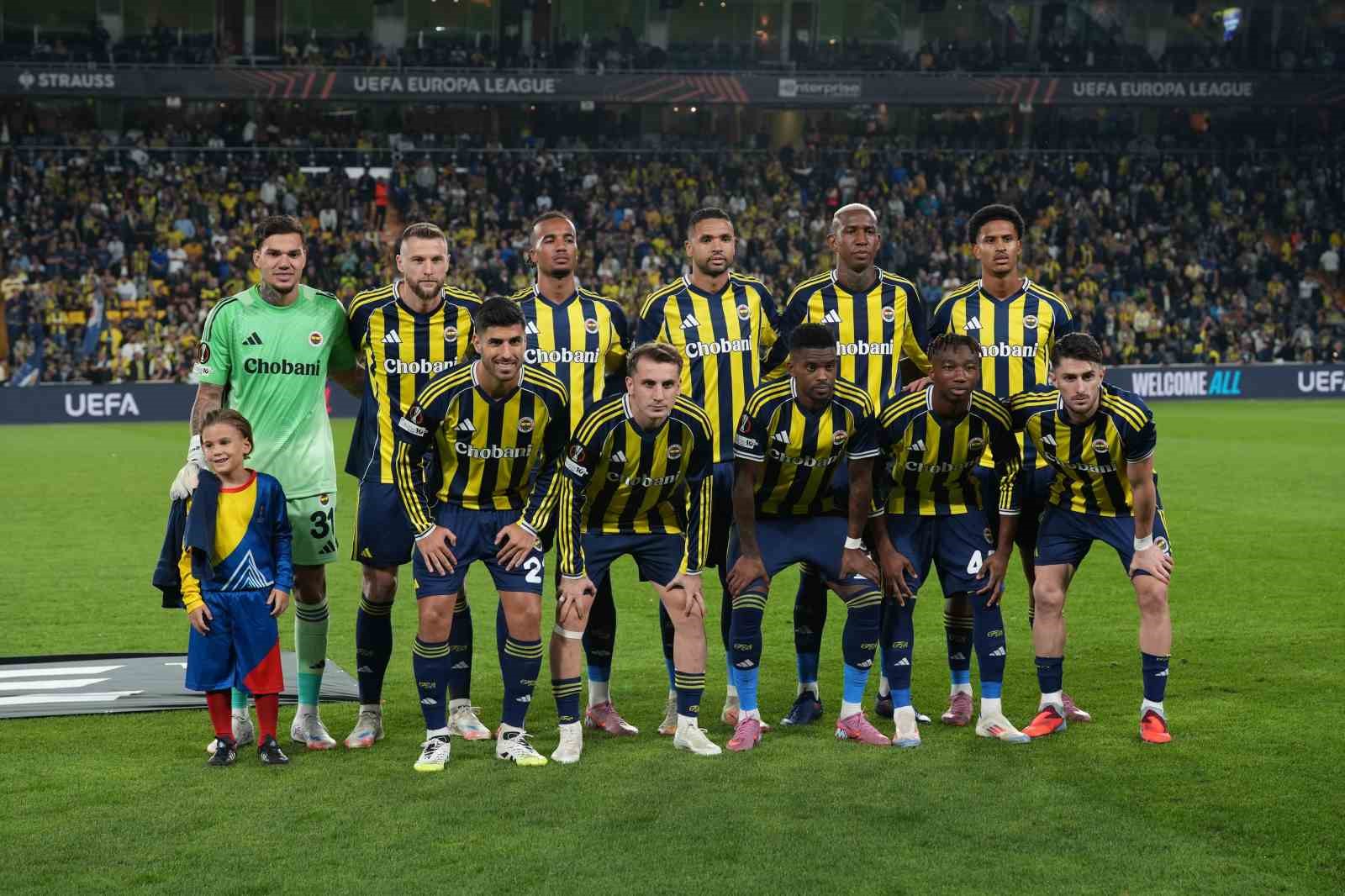 Fenerbahçe’de 12 futbolcu milli mesaide