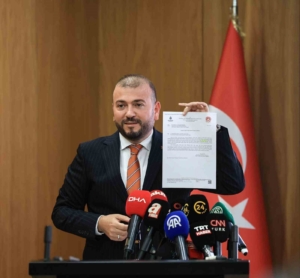 Arnavutköy Belediye Başkanı Candaroğlu’ndan Özgür Özel’in iddialarına yanıt