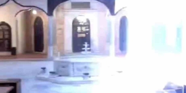 596 yıllık tarihi caminin kubbesine böyle yıldırım düştü