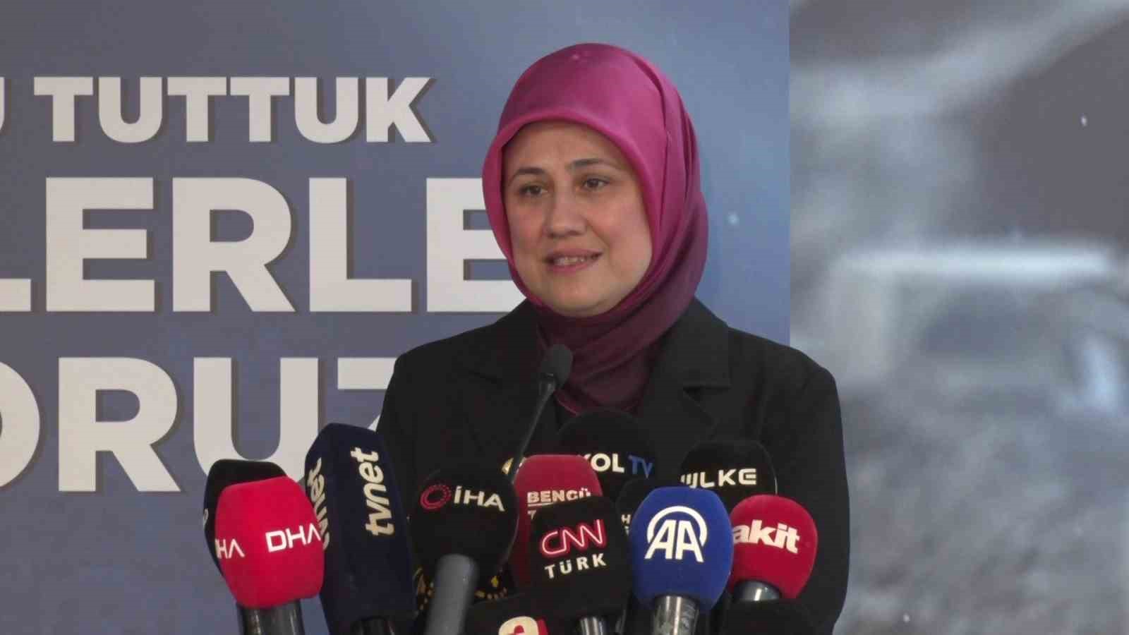 Türk Kızılay Başkanı Yılmaz: "Gazze’ye elimizde çiçeklerle girmek istiyoruz"