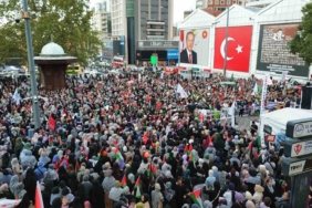 Bursalılar Gazze için meydanlara indi
