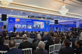 "Esenyurt’ta Projelerle Dolu Dolu 1 Yıl" programında hayata geçirilen projeler anlatıldı