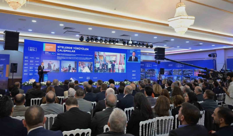 "Esenyurt’ta Projelerle Dolu Dolu 1 Yıl" programında hayata geçirilen projeler anlatıldı