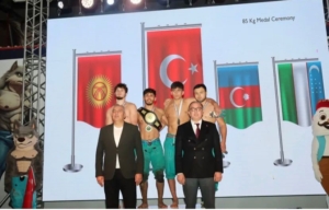 Sultangazili güreşçi dünya şampiyonu