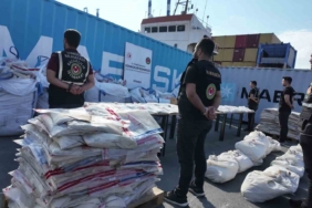 Ambarlı Limanı’nda ele geçirilen 1,7 ton kokain sergilendi