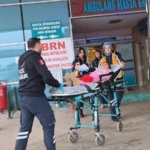 Bursa’da demir kapının altında kalan 9 yaşındaki çocuk ağır yaralandı