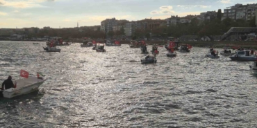 Tekirdağ’da onlarca tekne Sumud Filosu’na destek için denize açıldı