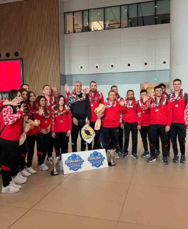 Avrupa şampiyonu kadın ve erkek Goalball Milli Takımı yurda döndü