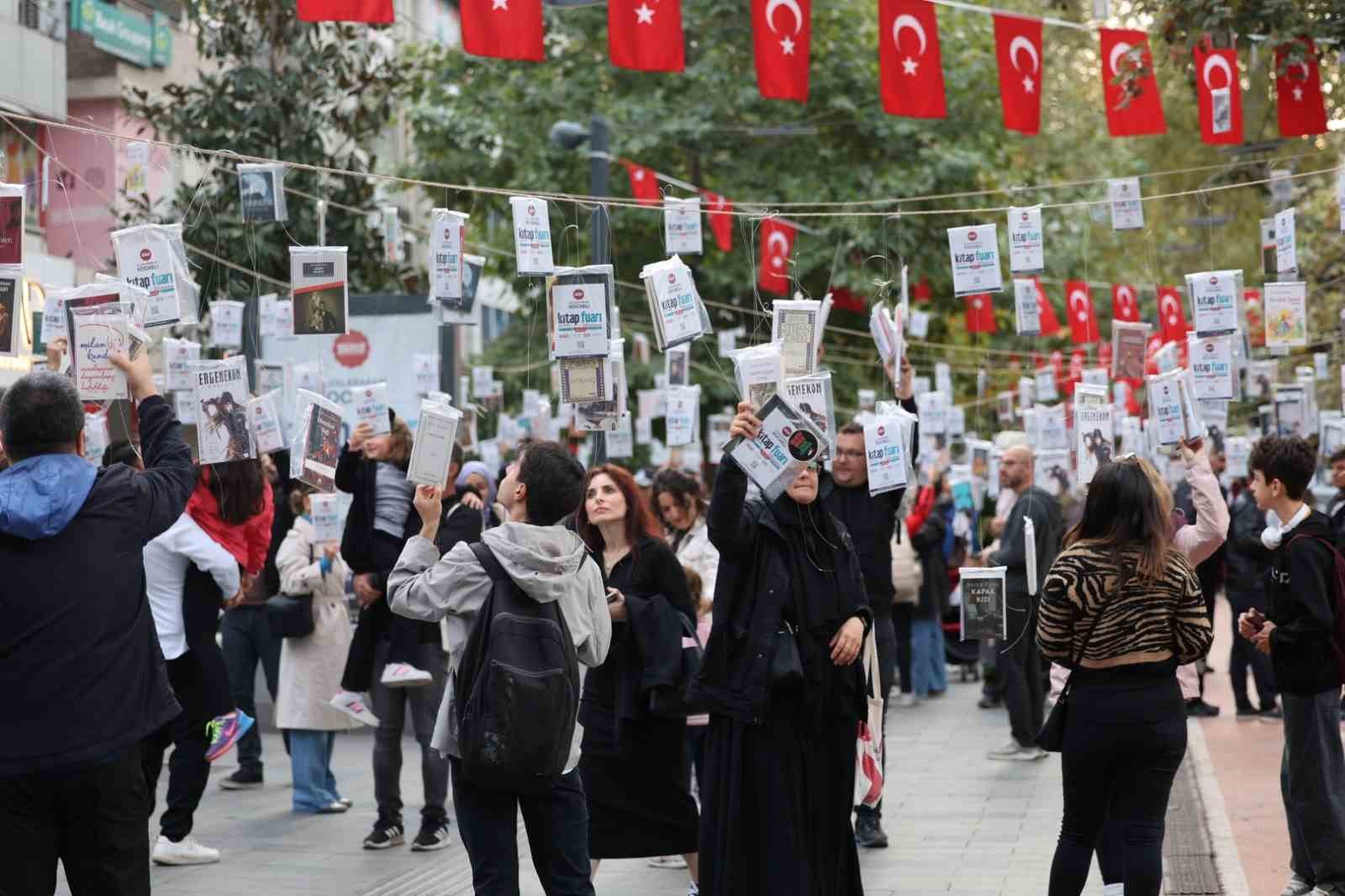 Kocaeli Kitap Fuarı yeni rekorunu kırdı: 1 milyon 48 bin 526 ziyaretçi