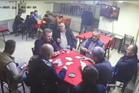Oyunu bırakıp kaçtılar