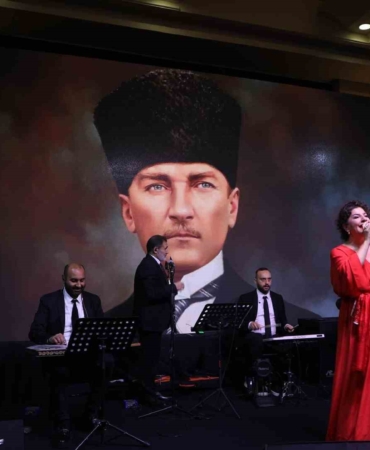 Cumhuriyetin 102’nci yılı Büyükçekmece’de coşkuyla kutlandı