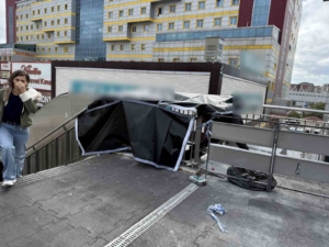 Beylikdüzü’nde metrobüs köprüsünde yürüyen merdiven yangını