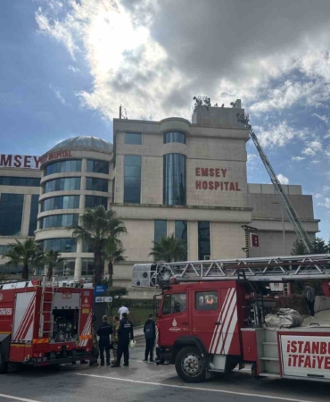 Pendik’te Özel Emsey Hastanesi’nde yangın paniği